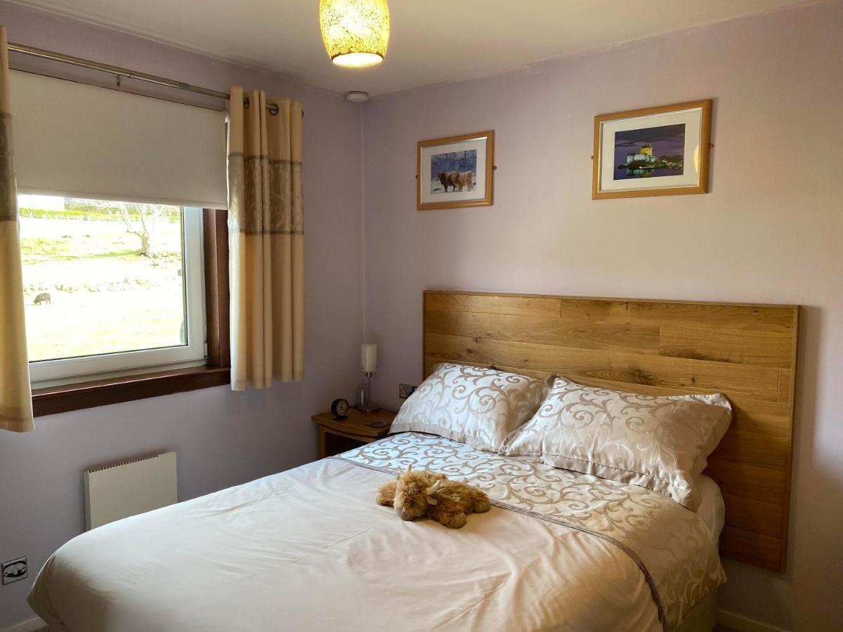 Creag Dubh Bed & Breakfast Кайл-оф-Лохалш Экстерьер фото